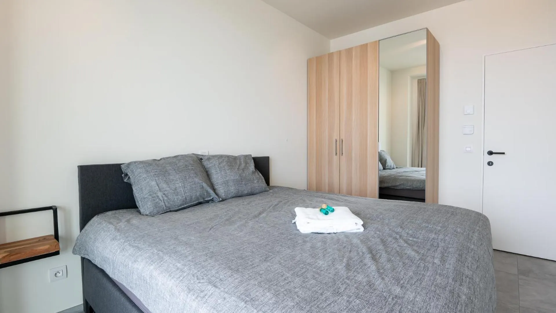 Luxurious New Apartment With Stunning Views Ostende 0*,  Bélgica