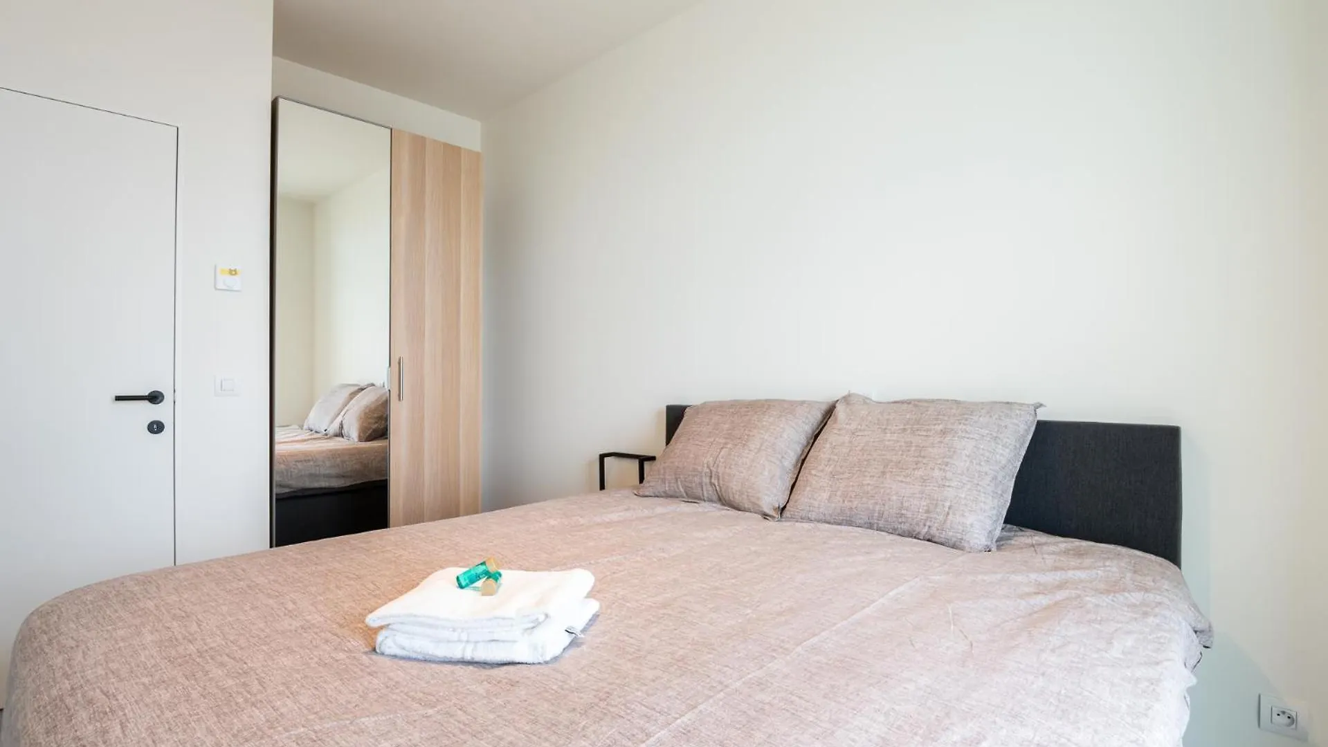 Luxurious New Apartment With Stunning Views Ostende