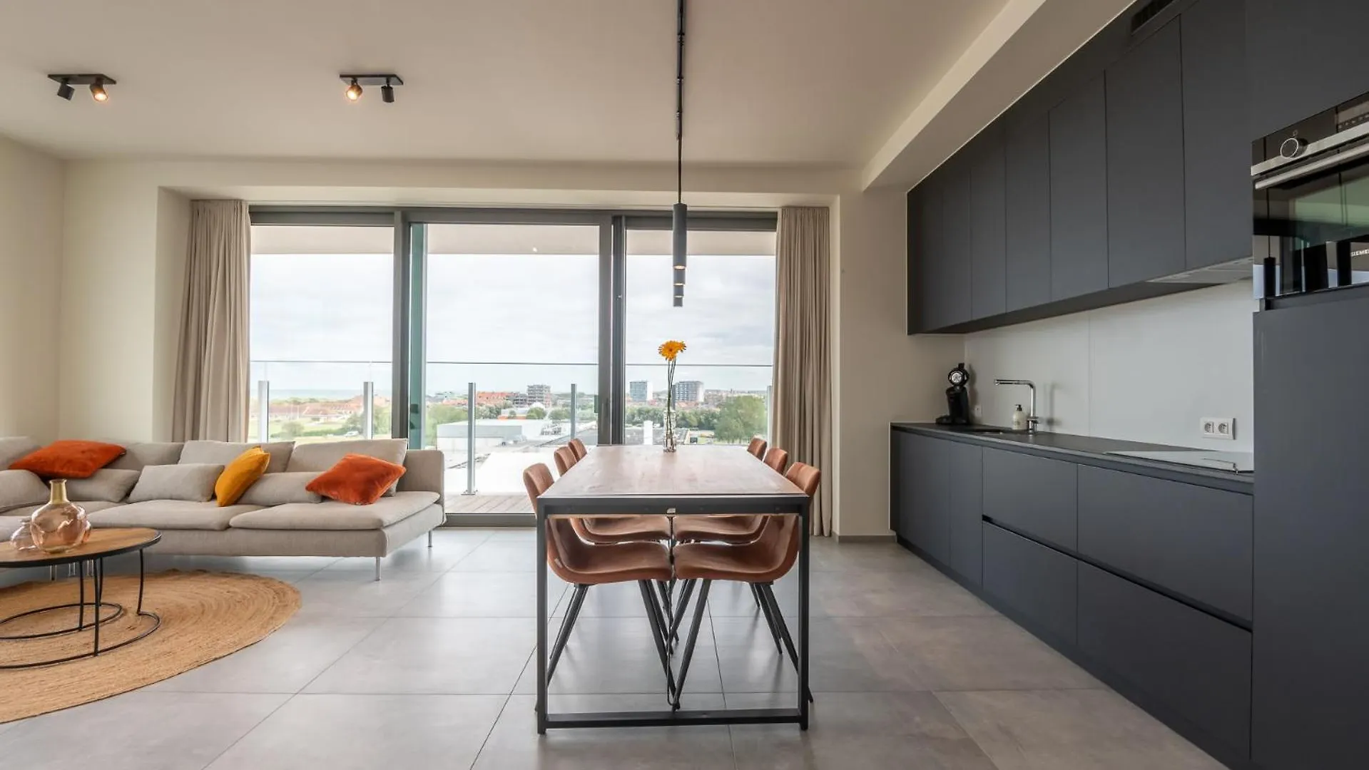 Luxurious New Apartment With Stunning Views Ostende 0*,